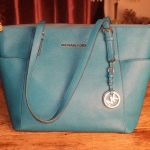 Michael Kors East West Top Zip tote